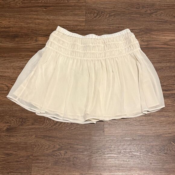 NWT Banana Republic Petite Ruched Mini Fit-And-Flare Skirt Cream M Petite - Picture 3 of 10
